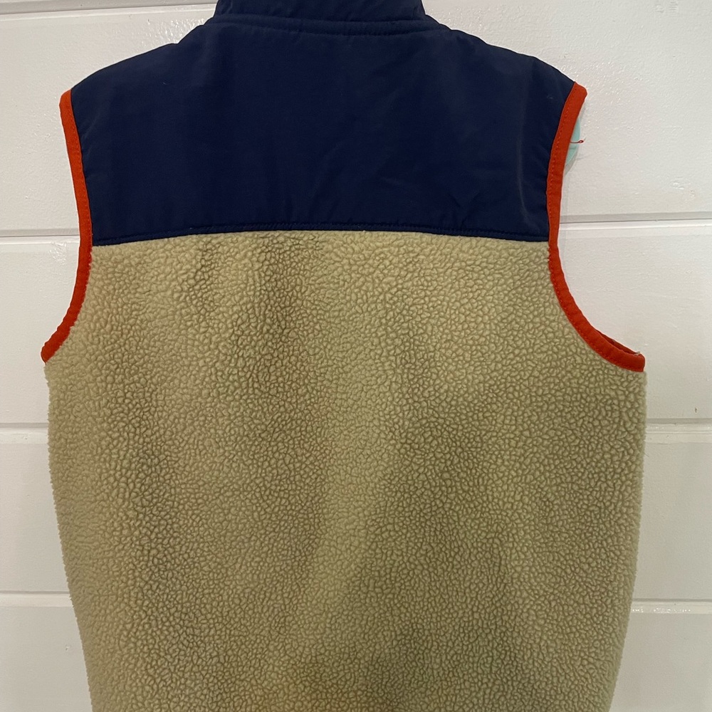 Vest - Picture 3 of 3